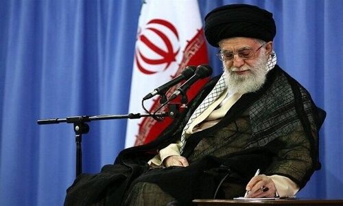 پیام تسلیت گرم رهبر انقلاب به معاون رئیس‌جمهور در پی حادثه تلخ خانوادگی