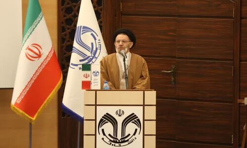 آیت‌الله قاضی؛ روحانی کم‌نظیری که از روزنامه‌نگاری تا کارخانه برق را هدایت کرد!