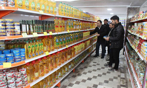 چرا ثبات قیمت‌ها در بازار مرکزی تهدید می‌شود؟ نقش کلیدی تعامل بازیگران اقتصادی در پاییز ۱۴۰۴