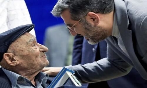 استاد پیشکسوت کاشی معرق اصفهان، حسین مصدق زاده درگذشت؛ پایان یک نسل هنری بی‌نظیر