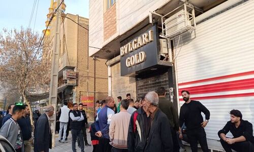 جزئیات تکان‌دهنده از سرقت مسلحانه در طلافروشی کرمانشاه؛ طلافروش چگونه جان سالم به در برد؟
