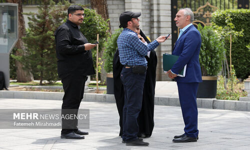 پورمحمدی: پرداخت کالابرگ دهک‌های چهارم تا هفتم هفته آینده آغاز می‌شود