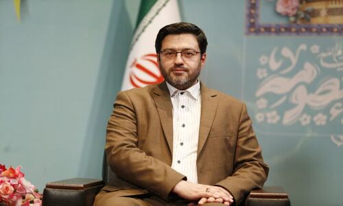 قم میزبان نخستین نگارگذر فرهنگی؛ هنرمندان چگونه دیوارهای شهر را زنده کردند؟