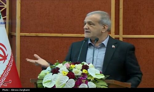 زاینده‌رود به زندگی بازمی‌گردد؛ توقف برداشت صنایع اصفهان با انتقال آب دریای عمان!