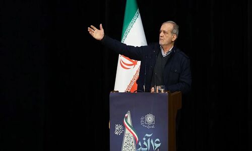 پزشکیان برای نخستین بار از عشق پنهانش به فیلم‌های قدیمی قبل انقلاب پرده برداشت!