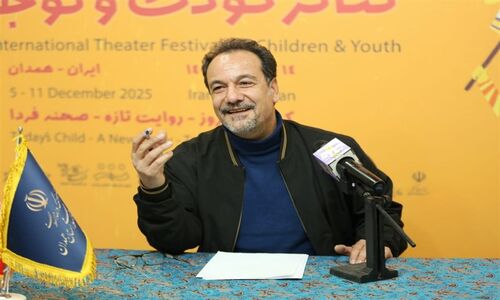 بکتاش: دنیای کودک و نوجوان با تئاتر رنگین می‌شود