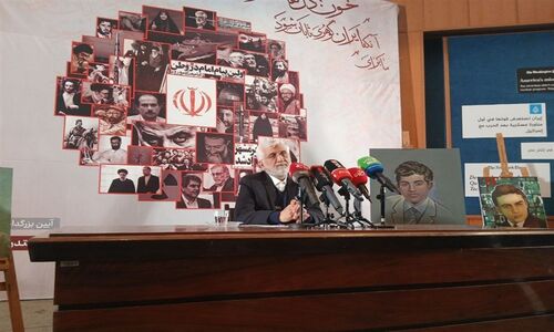 جلیلی هشدار داد: کشور را نمی‌توان با تعارف و نمایش اداره کرد!