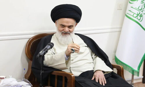 گاهی به خاطر بی‌اطلاعی شاهد پیش داوری‌هایی از سمت طلاب جوان هستیم