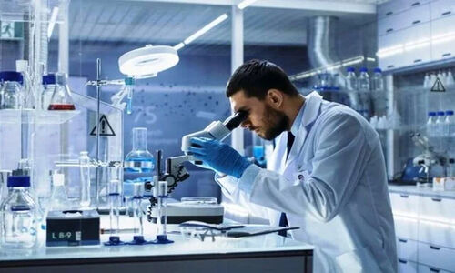تقدیر از ۷۷ پژوهشگر و فناور در جشنواره هفته پژوهش