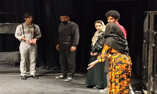 «شانوئیک بو فێستیڤاڵ» اولین اجرای بیستمین جشنواره تئاتر کردی سقز