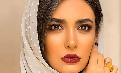 فیلم / نگاهی به چیدمان خانه مجلل لیندا کیانی بعد عروسی با داماد جذابش و تولد دوقلوهایش …/ از مبلمان مدرن و پرده‌های اعیانی تا عضو ثابت خونه‌های ایرانی، گل شمعدونی