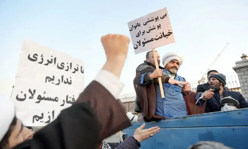عوض‌نشدنی‏‌ها / تحلیل رفتار تندروها پس از تاکید رهبری بر حمایت از دولت