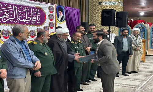 ولدان: مداحان جهادگران بزرگ تمدن امروزند