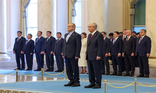رئیس جمهور قزاقستان با استقبال رسمی از پزشکیان، دیداری سرنوشت‌ساز رقم زد!