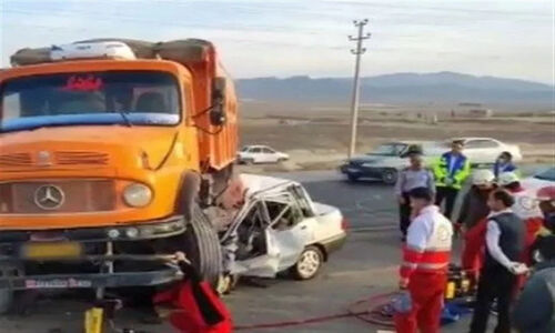 تصادف وحشتناک پراید با کمپرسی در محور بیرجند؛ ۴ نفر جان باختند!