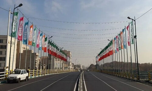 پایتخت در سالروز ولادت حضرت فاطمه (س) با هزاران طرح و پرچم زیبا به اوج جلوه رسید!