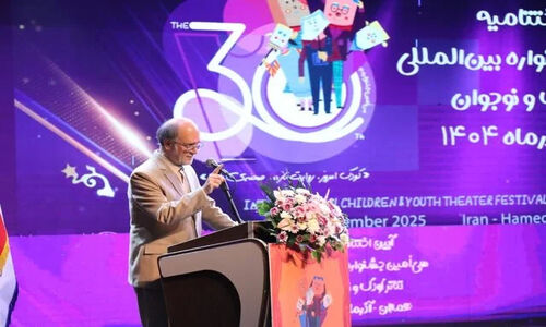 مشاور وزیر فرهنگ: همدان لایق دبیرخانه دائمی جشنواره تئاتر کودک است!