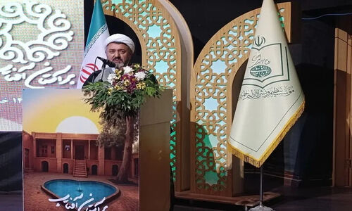 کمساری: اندیشه امام راحل، روح زنده و هویت پایدار جمهوری اسلامی است