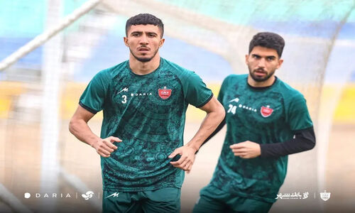 جنجال شماره‌های پرسپولیس؛ چرا مدافعان سمت راست سرمربی‌ها را سردرگم کرده‌اند؟