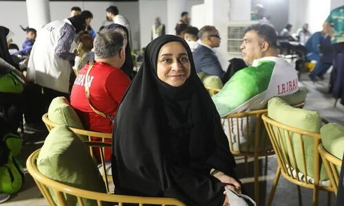 حضور هیجان‌انگیز ساره جوانمردی در کنار ملی‌پوشان پارامچ اندازی ایران در دوبی