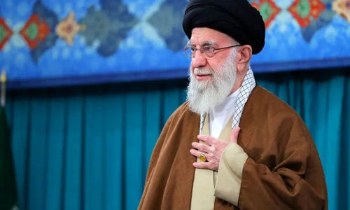دیدار خاص بازیگران و ورزشکاران با رهبر انقلاب در روزهای بیمارستانی؛ لحظاتی پر از احساس و ارادت