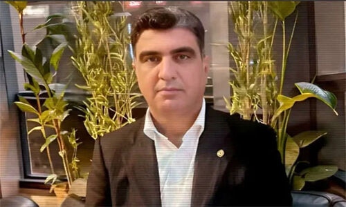 لحظه دردناک فوت خسرو علیکردی وکیل مشهدی در دفتر کارش؛ تصاویر اختصاصی خبرگزاری مهر