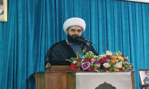 امام جمعه سیریک هشدار داد: دشمنان با هدف نابودی تربیت قرآنی فرزندان ایران دست به کار شدند!
