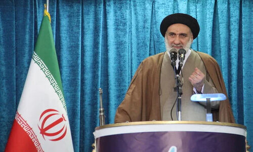 امام جمعه شهرکرد: حمایت از دولت ضروری است؛ مقابله با اخلالگران اقتصادی را جدی بگیریم!