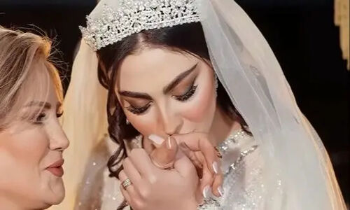 سهیل قاصدی  به مادرمریم مومن : مریمم رو برای من به دنیا آوردی …/ ممنونم ازت … با تمام سختی ها مریم رو به این خوبی …