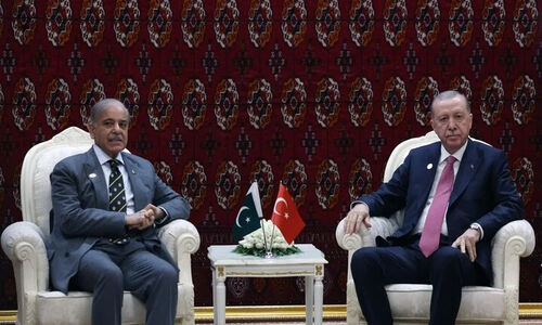 اردوغان: ترکیه آماده نقش‌آفرینی در حفظ آتش‌بس حساس میان پاکستان و افغانستان