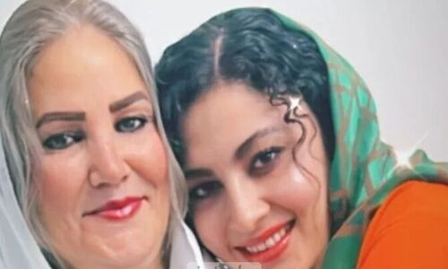 مریم مومن: خواستگار مادرم رئیس بانک بود ولی گفت من بچتو نمیخوام/ من بعد 19 سال پدر و مادرم رو آشتی دادم، همیشه حسرت این روزهارو میخوردم