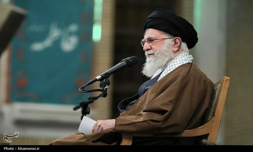 رهبر انقلاب: از جنگ نظامی تا نبرد سرنوشت‌ساز تبلیغاتی؛ چرا باید آرایش رسانه‌ای‌مان را تغییر دهیم؟