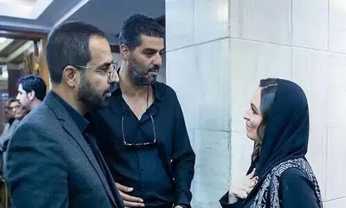 حضور چشمگیر بازیگران سرشناس در مراسم ختم صدرالدین حجازی؛ لحظاتی پراحساس در قطعه هنرمندان بهشت زهرا
