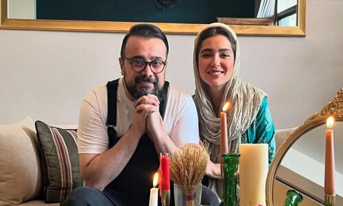 نگاهی به چیدمان شگفت‌انگیز خانه مونا کرمی و سپند امیرسلیمانی؛ از کابینت‌های مدرن تا مبل نرم آرامش‌بخش