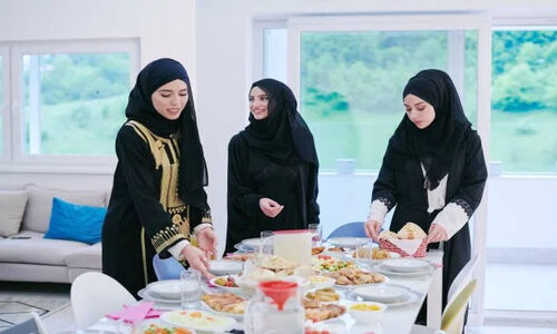 پیش‌بینی جهش ۳۰۰ میلیارد دلاری گردشگری حلال تا سال ۲۰۳۰؛ فرصت طلایی برای صنعت سفر!