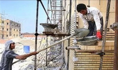 کارگران فصلی در انتظار بیمه واقعی؛ همکاری تازه هلال‌احمر برای درمان آنها