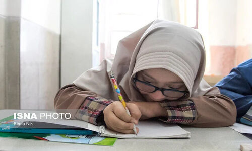 چالش بزرگ آموزش مجازی در خوزستان؛ دانش‌آموزان لازم‌التوجه هنوز در انتظار حمایت‌اند!