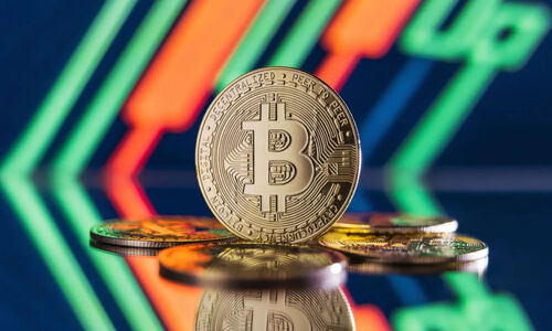 چرا تب بیت‌ کوین در گوگل هرگز خاموش نمی‌شود؟ بررسی ثبات جست‌وجوی Bitcoin در پایان سال