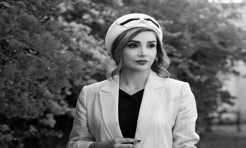 تیپ متفاوت شبنم قلی‌خانی در دبی که همه را به تحسین بازی‌اش کشاند!