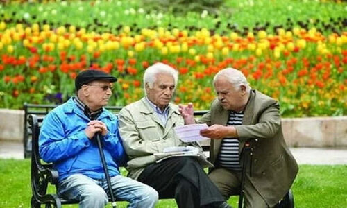 افزایش قابل توجه پوشش بیمه تکمیلی بازنشستگان بدون فشار مالی بیشتر بر آنها