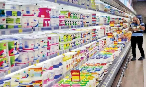 قیمت لبنیات به سقف جدید رسید؛ شیر و پنیر چقدر گران شدند؟