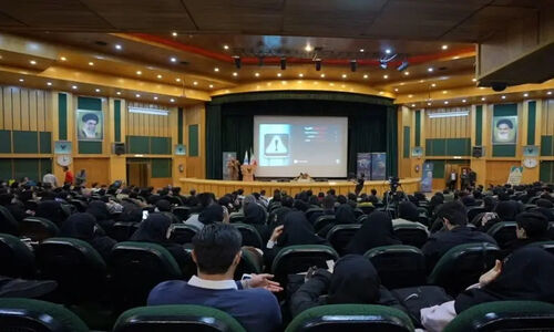 رمزگشایی از رفتارها در دانشگاه آزاد کرج؛ سمیناری که زندگی را تغییر می‌دهد!