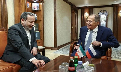 سفر مهم عراقچی به مسکو؛ گفتگوهای سرنوشت‌ساز با لاوروف در راه است!