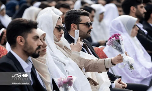 ازدواج ۲۵۰ زوج دانشجو در دانشگاه تهران؛ هدیه ویژه سفر مشهد به تازه‌عروس‌ها