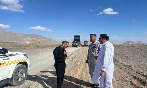 آغاز عملیات ساخت راه روستایی تل‌گزی خاش با مشارکت خیر راه‌ساز؛ صرفه‌جویی ۴۰۰ میلیارد ریالی!