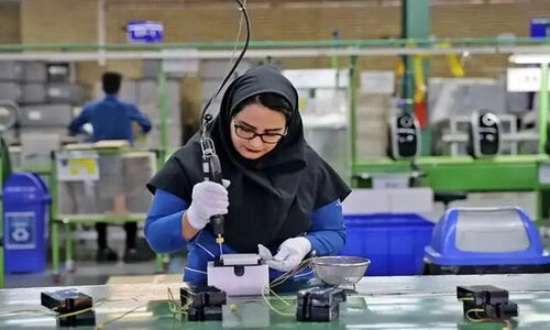 چرا افزایش مشارکت زنان کلید طلایی بهبود فرصت‌های شغلی است؟