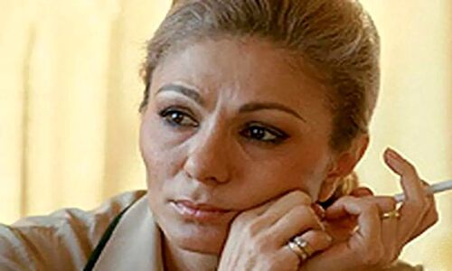 نگاهی به چیدمان با سلیقه فرح پهلوی درکاخ سلطنتی پهلوی‌ها  / معماری خاص و  مبلمان و دکوری‌های کم‌نظیر/ فرش های اصیل با مبلمانی که هنوز مدرنند + فیلم و عکس