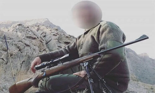 دستگیری شکارچی غیرمجاز کل وحشی در منطقه حفاظت‌شده کهیاز اردستان؛ تعقیب و گریز نفس‌گیر در ارتفاعات!