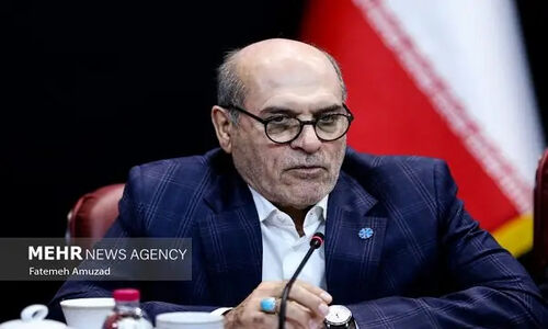 بحران دلار ۱۳۰ هزار تومانی چگونه تولید و تجارت را تهدید می‌کند؟ هشدار جدی بخش خصوصی