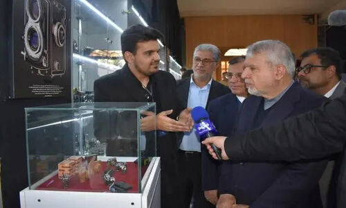 وزیر میراث فرهنگی از گنجینه بی‌نظیر عکاسی شمال کشور در گرگان بازدید کرد